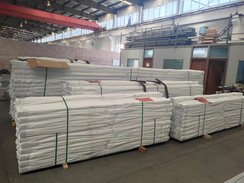 Aluminum Profile Warehouse
